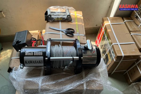 Máy tời kéo gỗ 6000lbs kéo ngang tải trọng lên đến 2500 kg