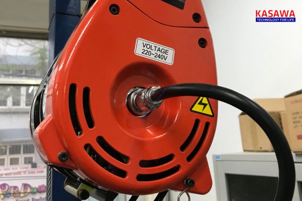 Chốt nguồn an toàn với giắc cắm dạng khóa chốt