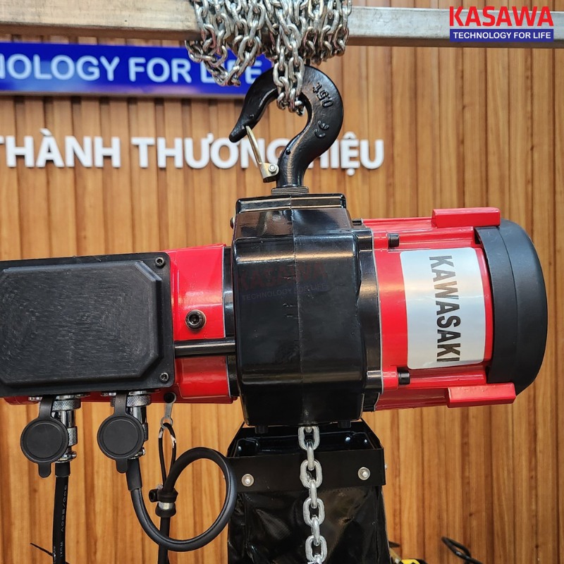 Móc treo chắc chắn cùng với động cơ bền bỉ