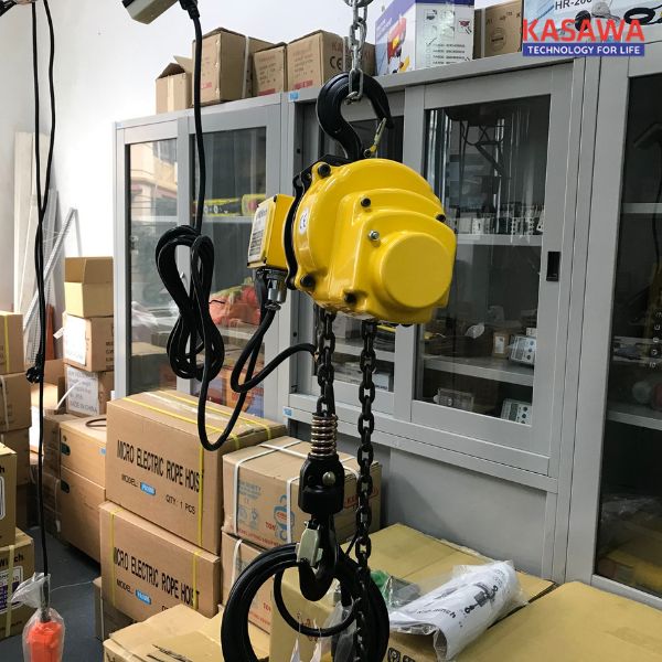 Về tổng quan máy chạy khá chắc chắn, tiếng ổn nhỏ