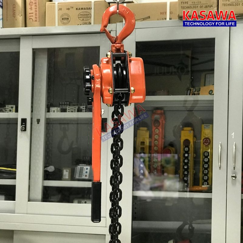 Pa lăng xích lắc tay được sử dụng cho nhiều công việc khác nhau