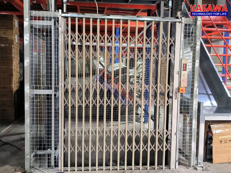 Khung cabin của thang nâng hàng 500kg có đối trọng