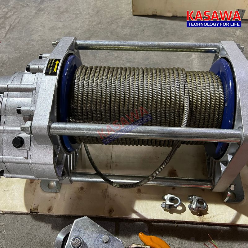 Cáp cực kỳ chắc chắn, máy hoạt động êm
