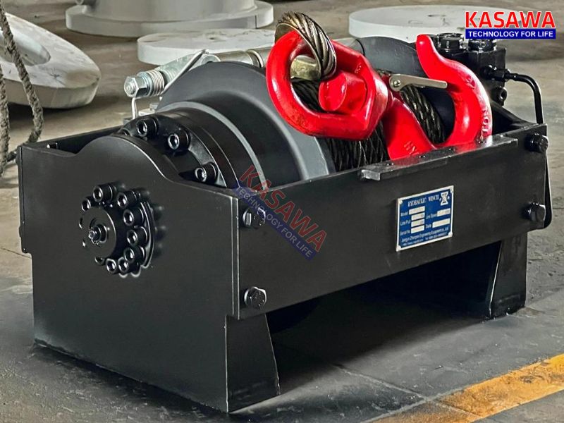 Tời thủy lực chủ yếu được sử dụng trong xưởng đóng tàu, bến cảng, cứu hộ xe,...